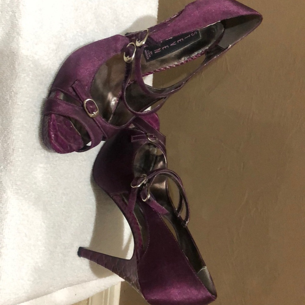 Purple satin Steven by Steve Madden size 7.